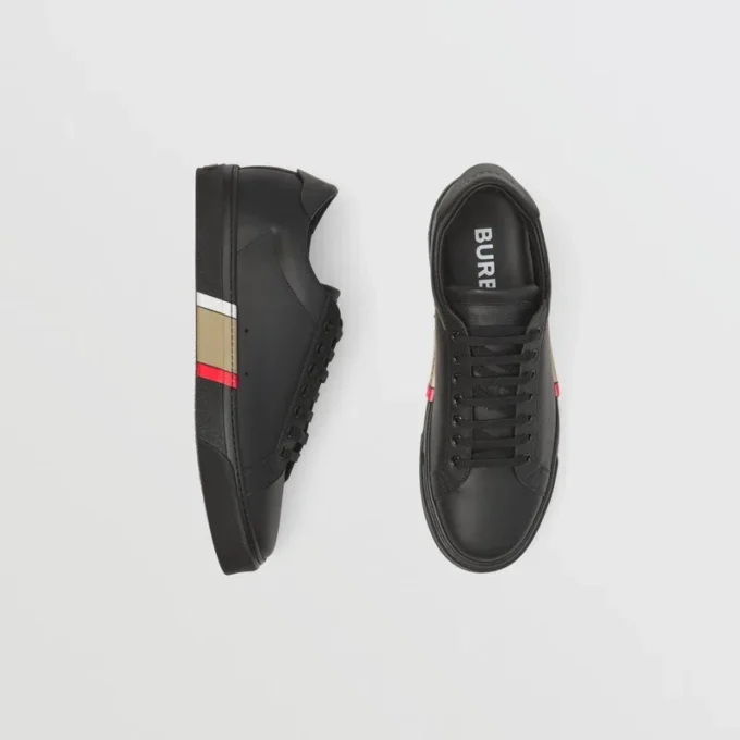 Adidași din piele cu detalii în dungi