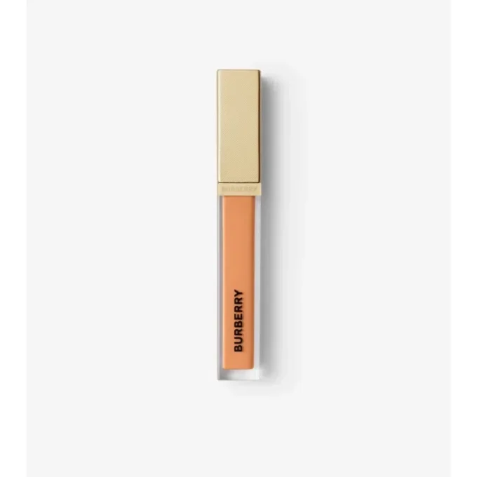 Beyond Wear Perfecting Concealer – 110 Medium-Deep Neutral