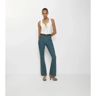Blugi bootcut cu talie înaltă