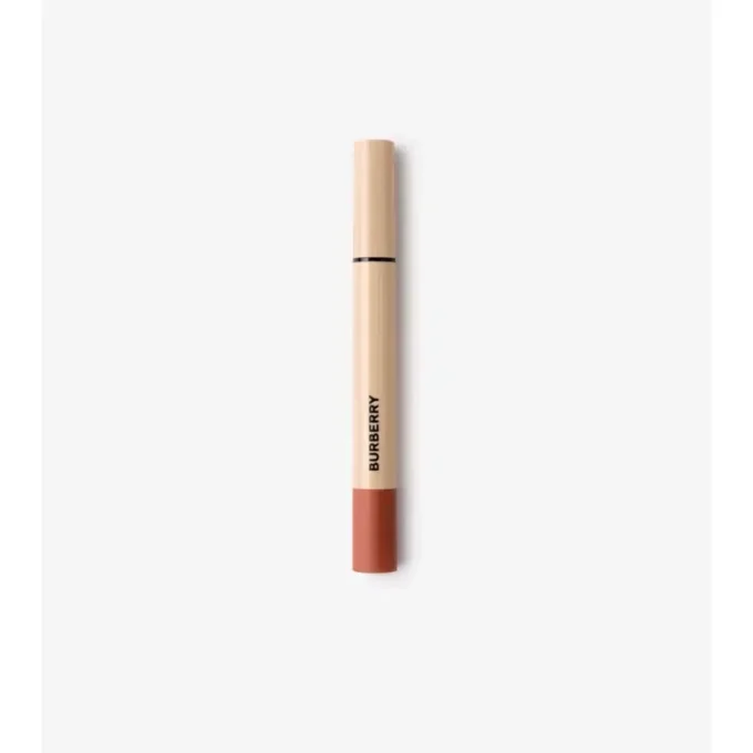Burberry Brit Matte Lip Veil – English Oak No. 652 Burberry Brit Matte Lip Veil – English Oak No. 652