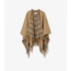 Cape reversibilă din lână cu model în carouri Cape reversibilă din lână cu model în carouri