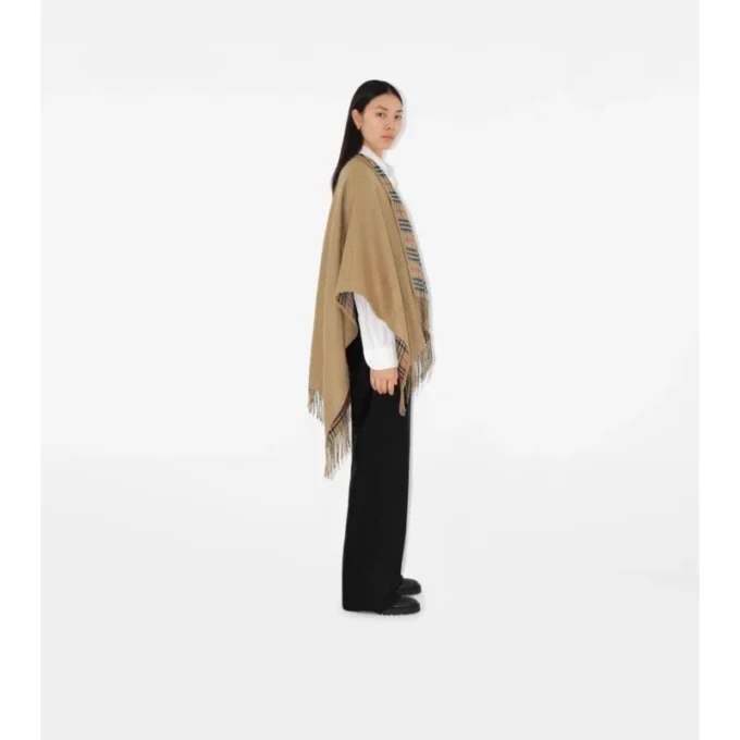 Cape reversibilă din lână cu model în carouri Cape reversibilă din lână cu model în carouri