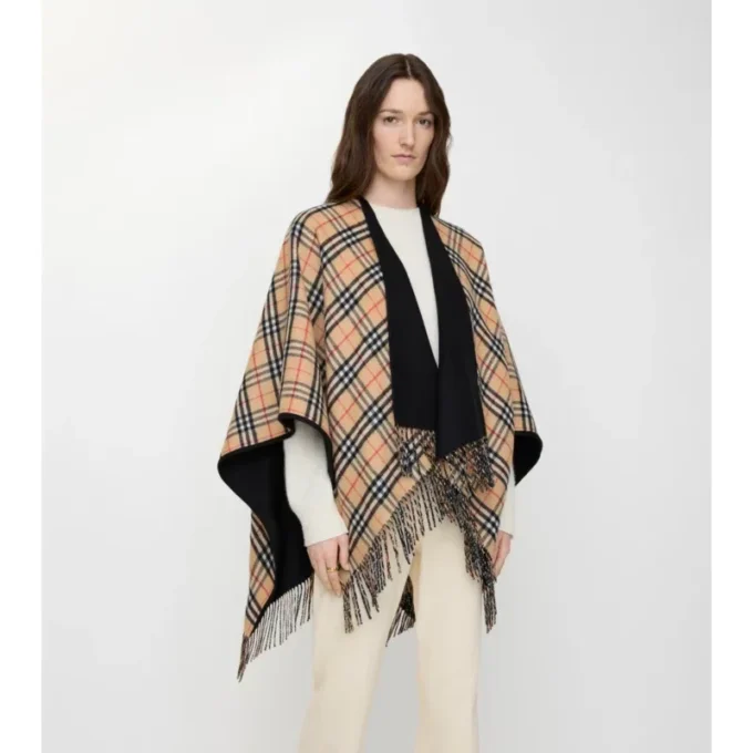 Cape reversibilă din lână cu model în carouri Cape reversibilă din lână cu model în carouri