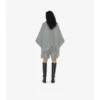 Cape reversibilă din lână cu model în carouri Cape reversibilă din lână cu model în carouri