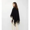 Cape reversibilă din lână cu model în carouri Cape reversibilă din lână cu model în carouri