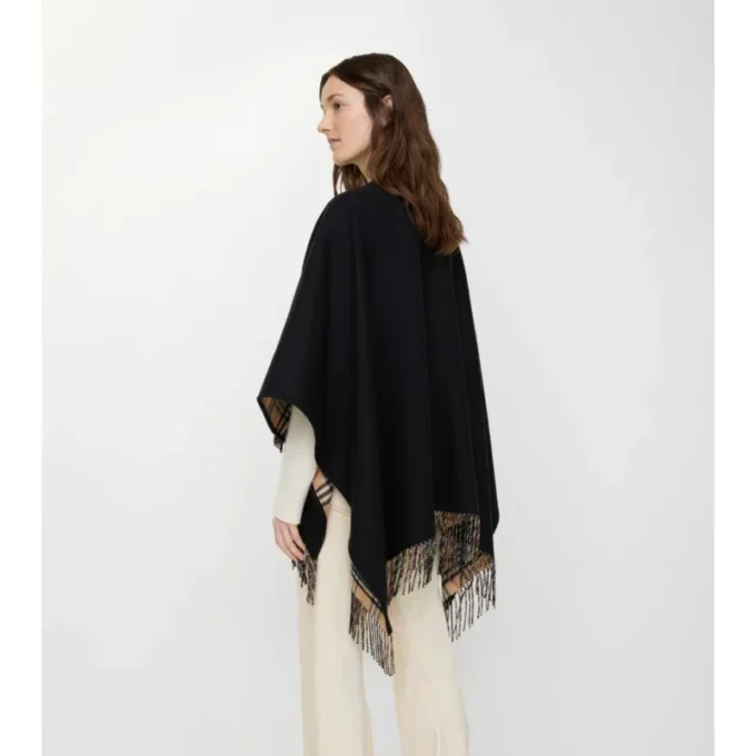 Cape reversibilă din lână cu model în carouri Cape reversibilă din lână cu model în carouri