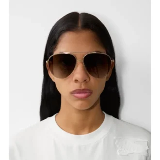 Detalii model Ochelari de soare tip aviator
