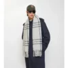 Eșarfă din amestec de lână de alpaca cu model în carouri Eșarfă din amestec de lână de alpaca cu model în carouri