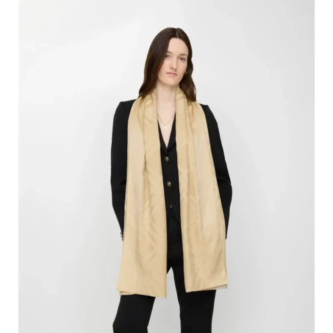 Eșarfă largă din mătase cu model în carouri