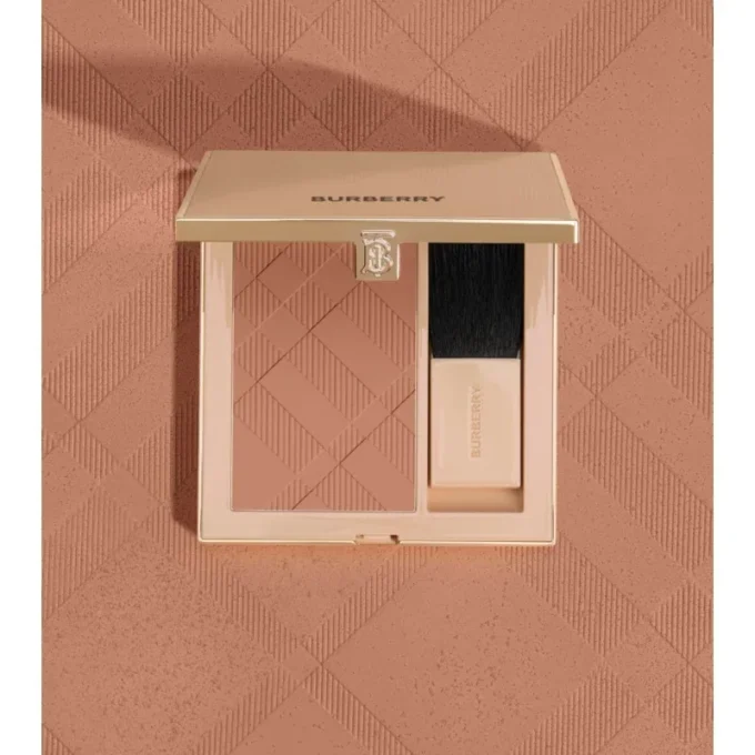 Fard de obraz Outdoor – Earthy Rose nr. 66 Fard de obraz Outdoor – Earthy Rose nr. 66