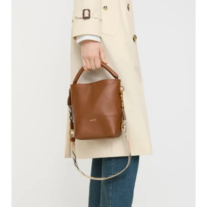 Geantă mini tip sac cu clemă „B” Geantă mini tip sac cu clemă „B”