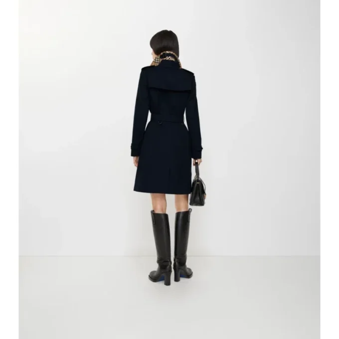 Heritage Trench Coat Chelsea de lungime medie Heritage Trench Coat Chelsea de lungime medie
