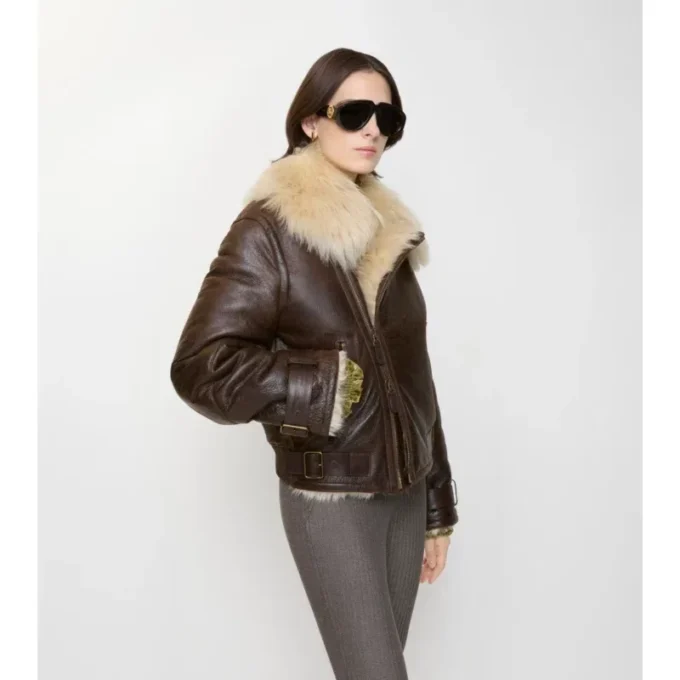 Jachetă aviator scurtă din piele de oaie Jachetă aviator scurtă din piele de oaie