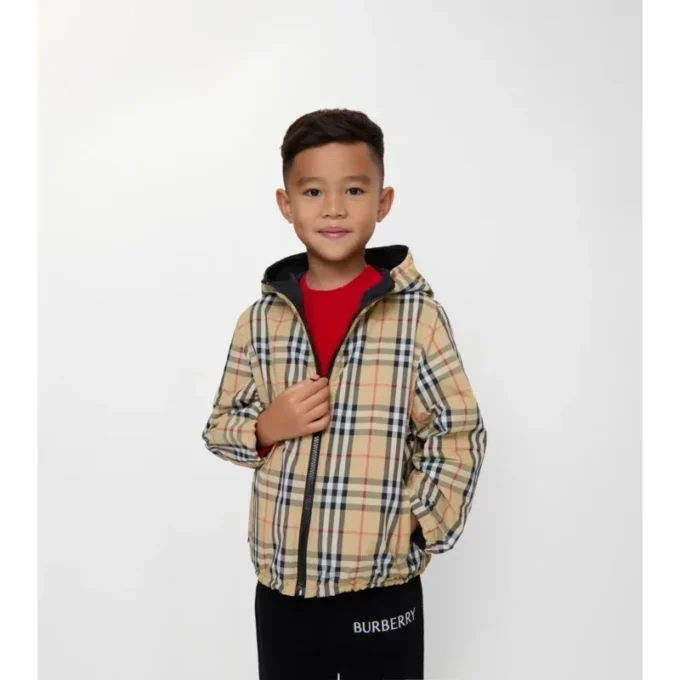 Jachetă reversibilă cu glugă și model în carouri Jachetă reversibilă cu glugă și model în carouri