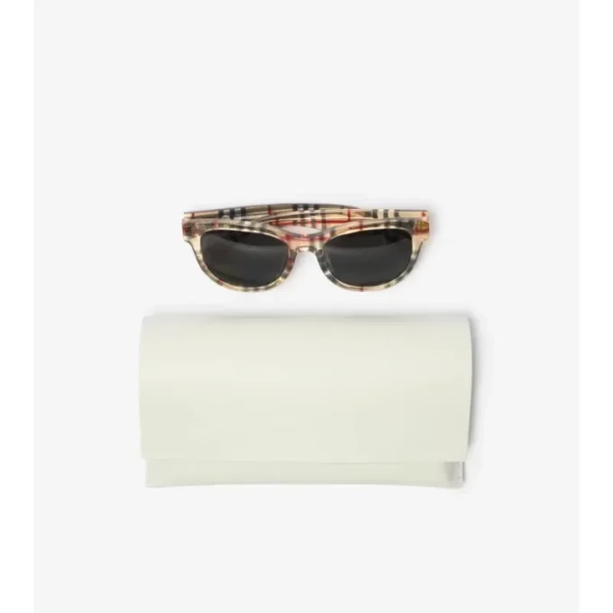Ochelari de soare rotunzi cu model în carouri Ochelari de soare rotunzi cu model în carouri