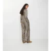 Pantaloni de pijama din mătase cu imprimeu în carouri Pantaloni de pijama din mătase cu imprimeu în carouri