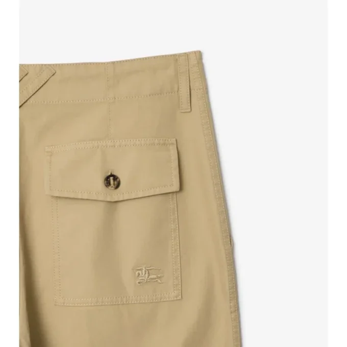 Pantaloni din gabardine Pantaloni din gabardine