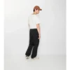 Pantaloni din nailon Pantaloni din nailon