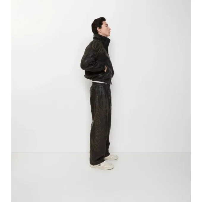 Pantaloni din piele cu logo cursiv