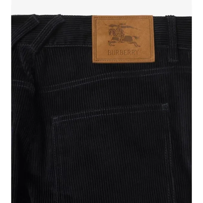 Pantaloni din velur Pantaloni din velur