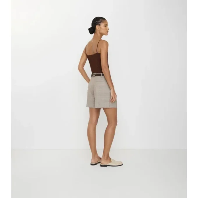 Pantaloni scurți croiți din lână cu carouri Pantaloni scurți croiți din lână cu carouri