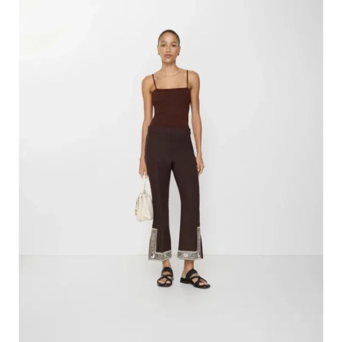 Pantaloni scurți evazați din lână și mătase brodați Pantaloni scurți evazați din lână și mătase brodați