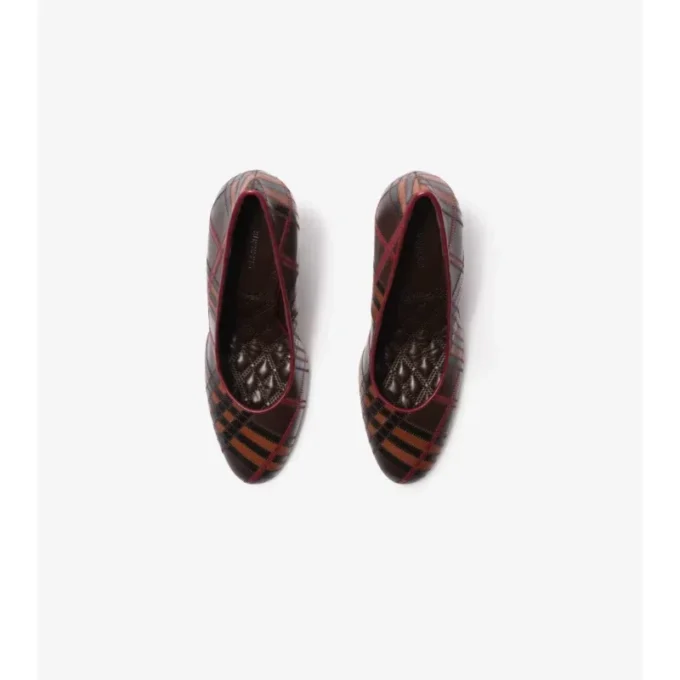 Pantofi pumps din piele cu model în carouri Pantofi pumps din piele cu model în carouri