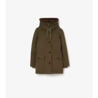 Parka din gabardină cu finisaj din piele de oaie Parka din gabardină cu finisaj din piele de oaie