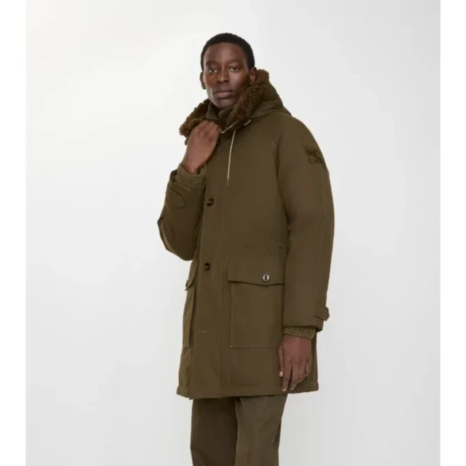 Parka din gabardine cu bordură din piele de oaie Parka din gabardine cu bordură din piele de oaie