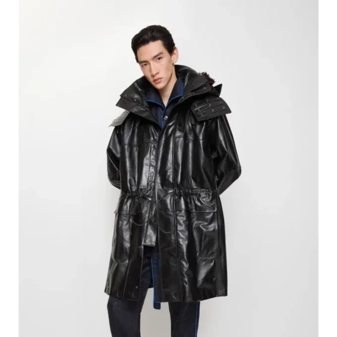 Parka din piele cu franjuri detașabile Parka din piele cu franjuri detașabile