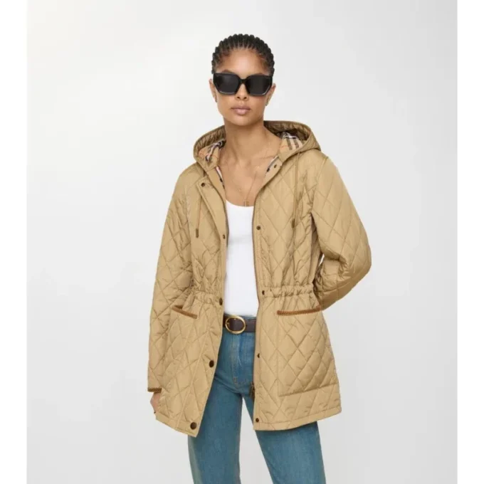 Parka matlasată din nailon Parka matlasată din nailon