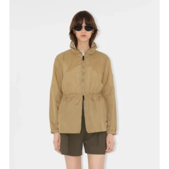 Parka scurtă din nailon cu bandă în carouri Parka scurtă din nailon cu bandă în carouri