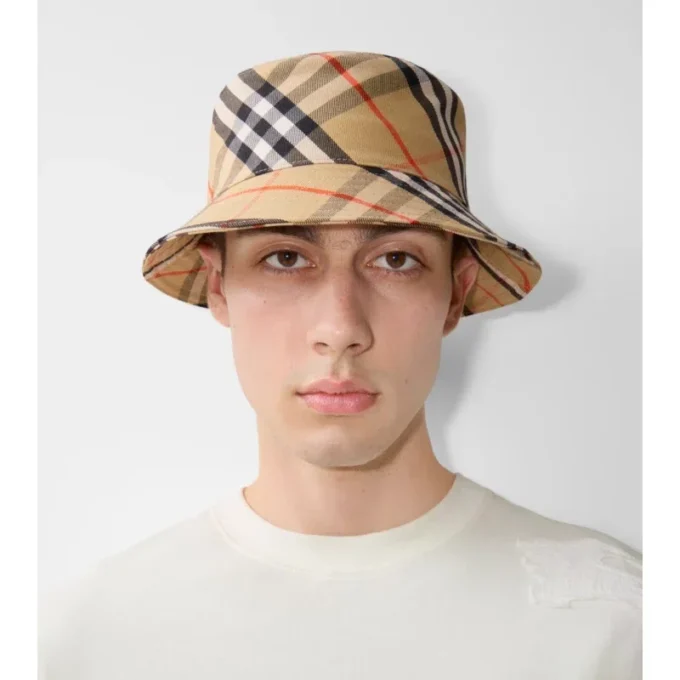 Pălărie EKD tip bucket cu model în carouri