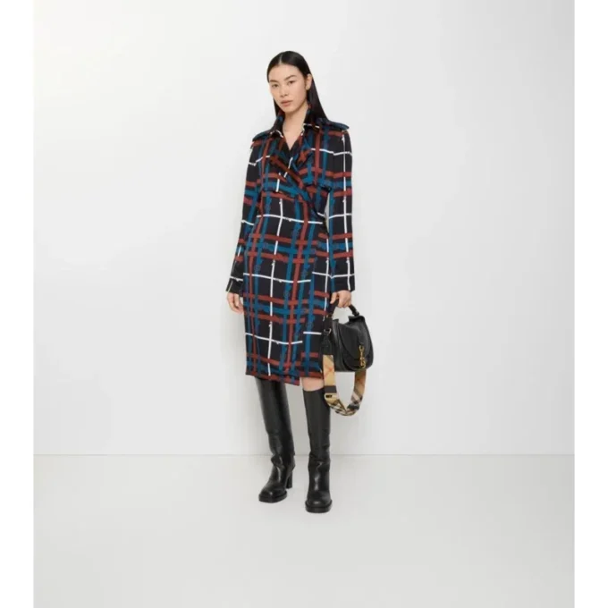 Rochie trench din viscoză cu imprimeu în carouri Rochie trench din viscoză cu imprimeu în carouri