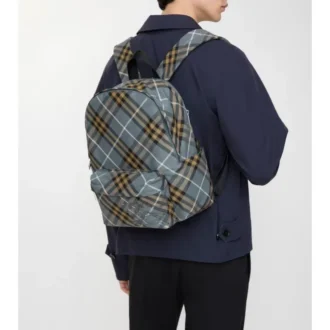 Rucsac mic cu model în carouri