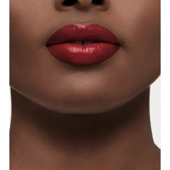 Ruj Burberry Brit Shine – Oxblood nr. 97 Ruj Burberry Brit Shine – Oxblood nr. 97