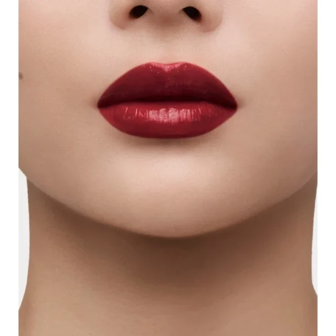 Ruj Burberry Brit Shine – Oxblood nr. 97 Ruj Burberry Brit Shine – Oxblood nr. 97