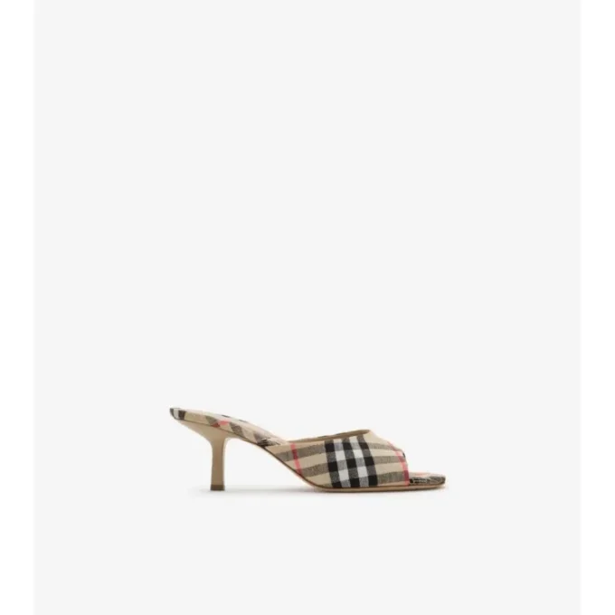 Sandale joase Check Mews Sandale joase Check Mews