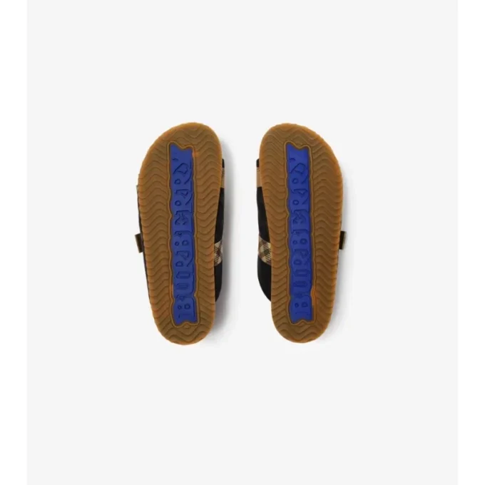 Sandale Urchin din piele de căprioară cu model în carouri Sandale Urchin din piele de căprioară cu model în carouri