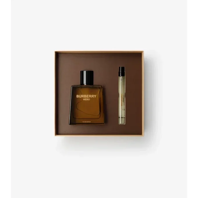 Set cadou Burberry Hero Eau De Parfum Set cadou Burberry Hero Eau De Parfum