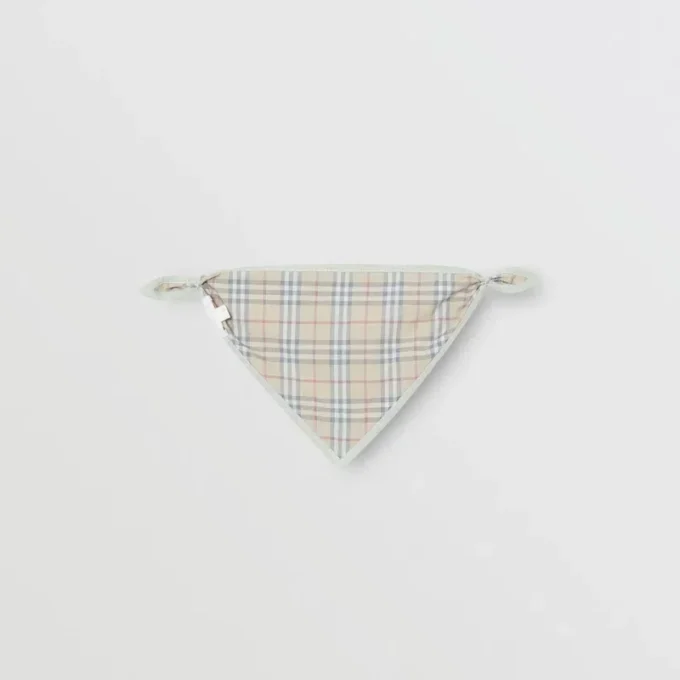 Set cadou pentru bebeluși din bumbac jersey, format din două piese Set cadou pentru bebeluși din bumbac jersey, format din două piese