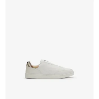 Sneakersi din piele
