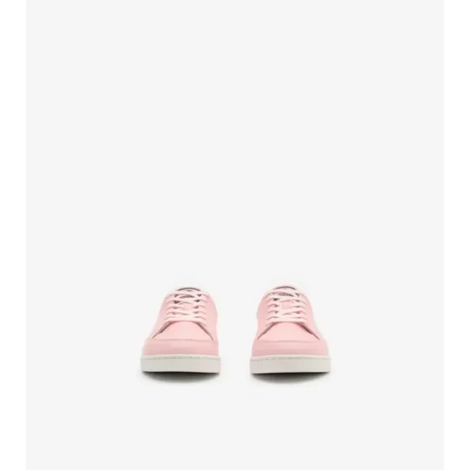 Sneakersi din piele