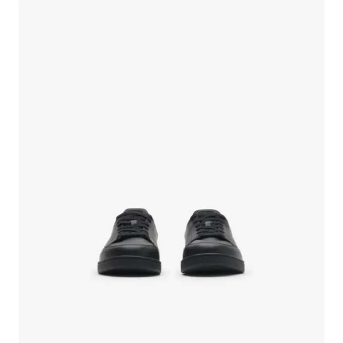 Sneakersi din piele Sneakersi din piele