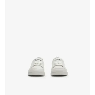 Sneakersi din piele