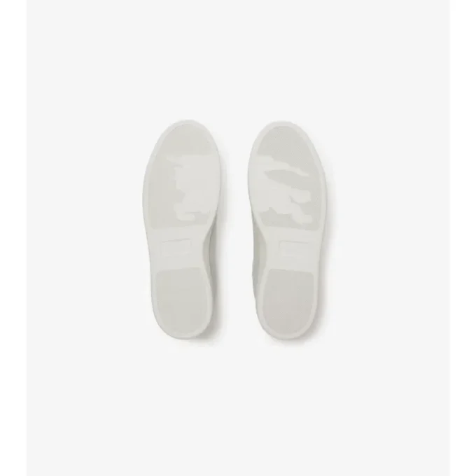 Sneakersi din piele