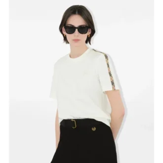 Tricou din bumbac cu borduri în carouri Tricou din bumbac cu borduri în carouri