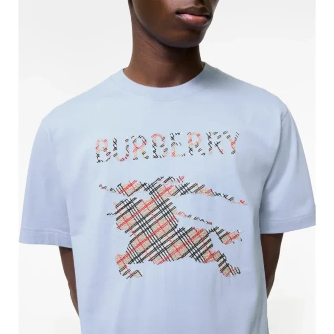 Tricou din bumbac EKD cu broderie în cruciulițe Tricou din bumbac EKD cu broderie în cruciulițe