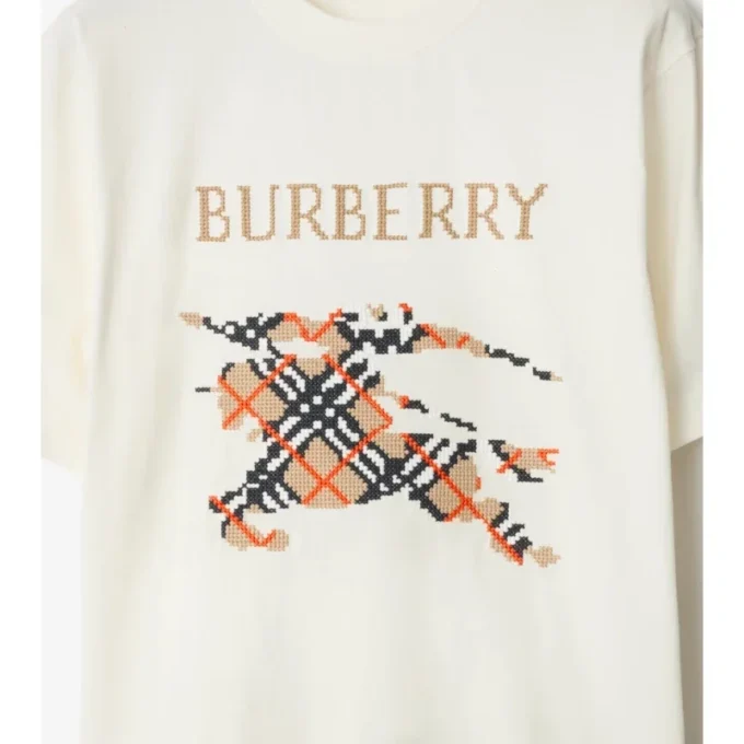 Tricou din bumbac EKD cu broderie în cruciulițe Tricou din bumbac EKD cu broderie în cruciulițe