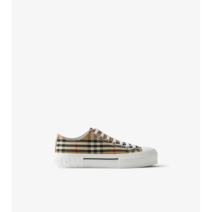Vezi Sneakersi